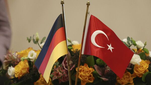 Banderas de Alemania y Turquía - Sputnik Mundo