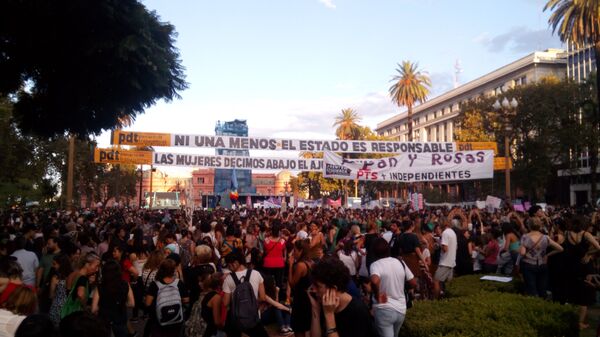 Marcha de mujeres en Buenos Aires - Sputnik Mundo