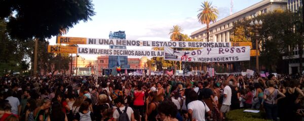 Marcha de mujeres en Buenos Aires - Sputnik Mundo
