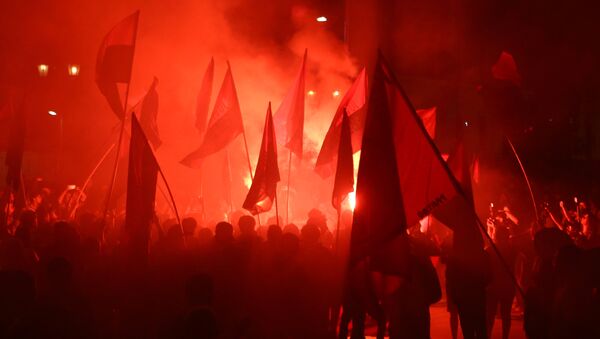 Women take part in a rally to mark International Women's Day in Santiago, Chile - Sputnik Mundo