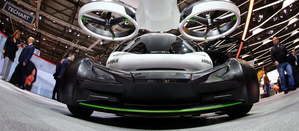 Сборное транспортное средство Pop.Up на Женевском автосалоне Сборное транспортное средство Pop.Up на Женевском автосалоне - Sputnik Mundo