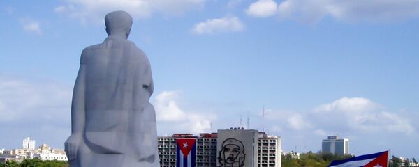 Monumento al escritor José Martí en la plaza de la Revolución en La Habana, Cuba - Sputnik Mundo