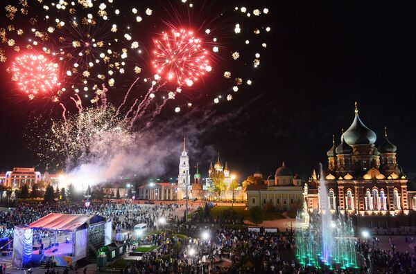 Fuegos artificiales en Tula con motivo del Día de la Victoria en la Gran Guerra Patria en 2016  - Sputnik Mundo