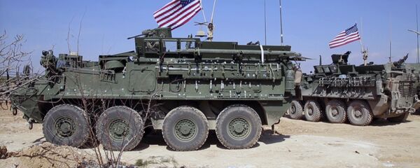 Vehículos blindados del Ejército de EEUU en Siria - Sputnik Mundo