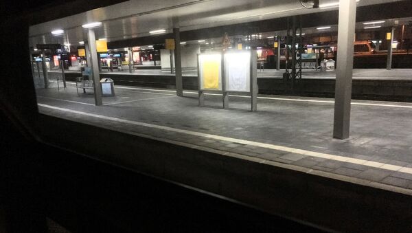 La estación de trenes en Düsseldorf - Sputnik Mundo