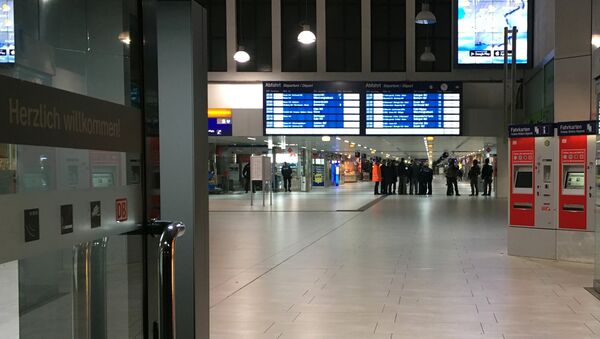 La estación de trenes en Düsseldorf - Sputnik Mundo