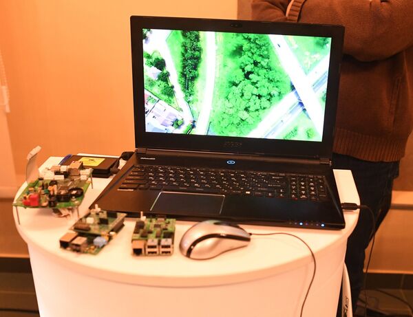 Vehículo no tripulado capaz de funcionar sin la conexión con los satélites de navegación Vehículo no tripulado capaz de funcionar sin la conexión con los satélites de navegación - Sputnik Mundo