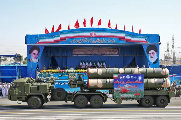 Sistema de misiles antiaéreo S-300 Sistema de misiles antiaéreo S-300 - Sputnik Mundo