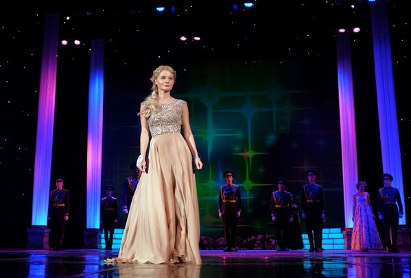 La belleza de las soldados rusas en todo su esplendor - Sputnik Mundo