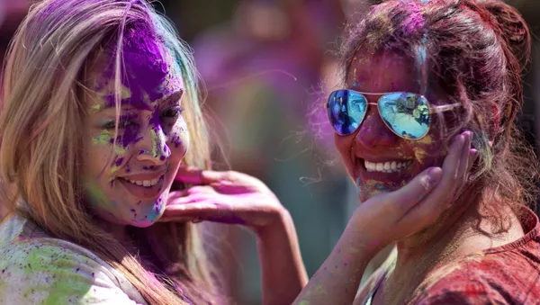 Holi, los espectaculares colores del festival hinduista de primavera - Sputnik Mundo