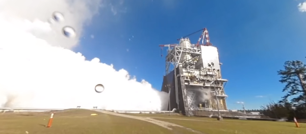 La NASA pone a prueba el motor del cohete más potente del mundo - Sputnik Mundo