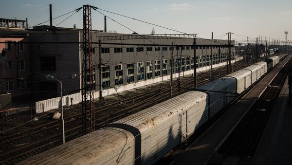 Ferrocaril en Donbás - Sputnik Mundo