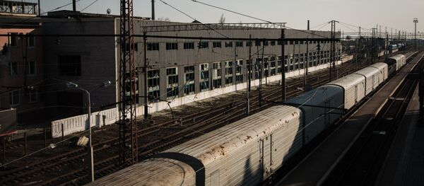 Ferrocaril en Donbás - Sputnik Mundo