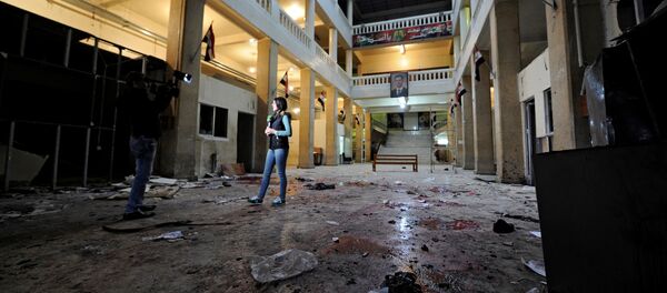 Reporteros en el lugar del atentado en Damasco, Siria - Sputnik Mundo