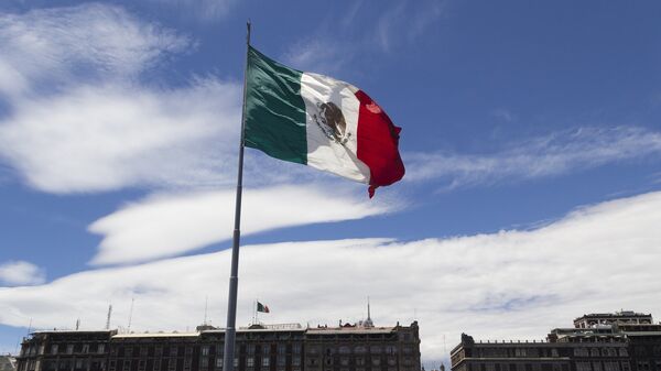 Bandera de México (archivo) - Sputnik Mundo