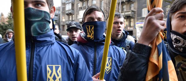 Los radicales ucranianos en Kiev Los radicales ucranianos en Kiev - Sputnik Mundo