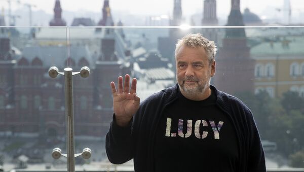 Luc Besson durante su visita a Moscú, en 2014 - Sputnik Mundo