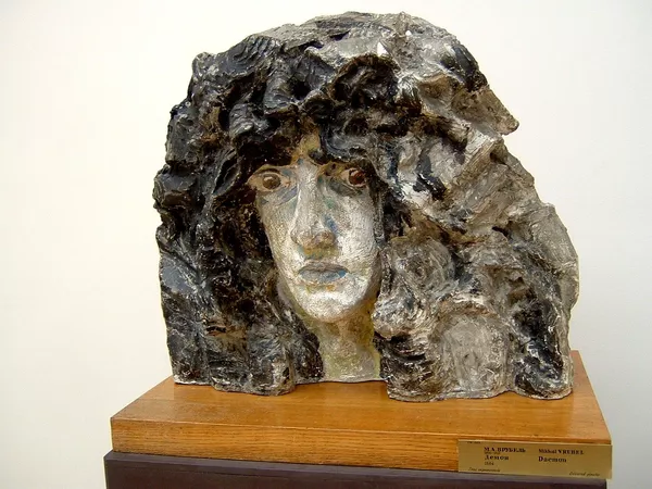 El demonio, cerámica. Actualmente en el Museo Ruso de San Petersburgo. El demonio, cerámica. Actualmente en el Museo Ruso de San Petersburgo. - Sputnik Mundo