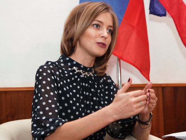¡Feliz cumpleaños, Natalia Poklónskaya! - Sputnik Mundo