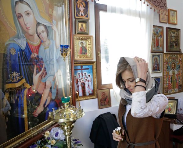 ¡Feliz cumpleaños, Natalia Poklónskaya! - Sputnik Mundo
