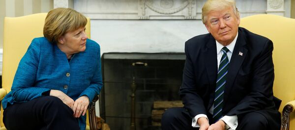 Canciller de Alemania, Angela Merkel, y presidente de EEUU, Donald Trump - Sputnik Mundo