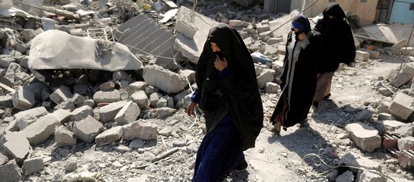 Unas mujeres en Mosul - Sputnik Mundo