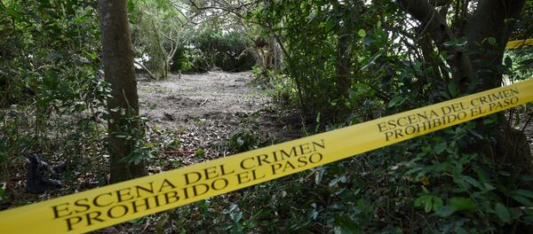 Fosas clandestinas - Sputnik Mundo