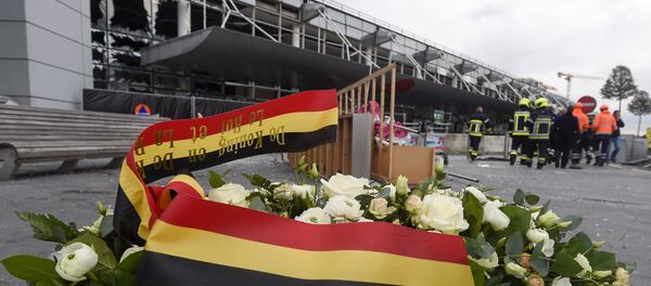 Homenaje a las víctimas de los atentados en Bruselas Homenaje a las víctimas de los atentados en Bruselas - Sputnik Mundo