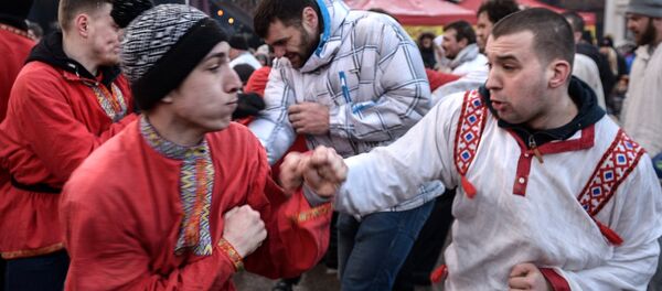 Máslenitsa en Moscú - Sputnik Mundo