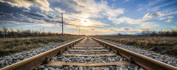 Ferrocarril (imagen referencial) - Sputnik Mundo