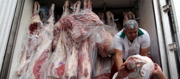 Camión con carne en Sao Paulo, Brasil - Sputnik Mundo