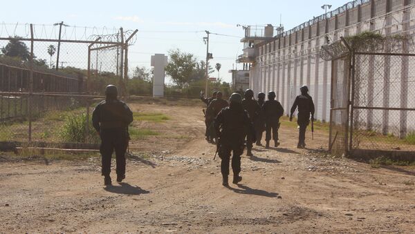 Policía mexicana en Culiacán - Sputnik Mundo