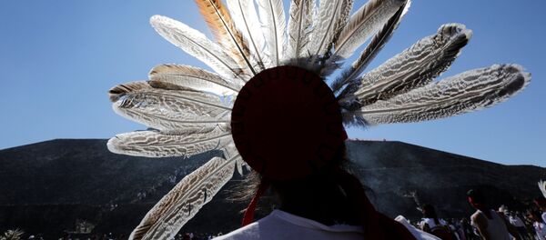 Celebración de equinoccio de primavera boreal en México - Sputnik Mundo