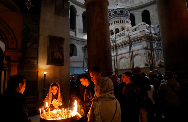 La restaurada capilla de la Tumba Vacía en el templo del Santo Sepulcro - Sputnik Mundo