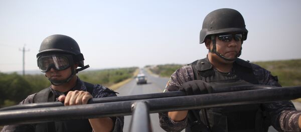 Los policías mexicanos - Sputnik Mundo