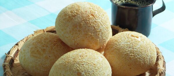 El popular pan de queso brasileño también tiene versiones en Paraguay, Bolivia y Colombia - Sputnik Mundo