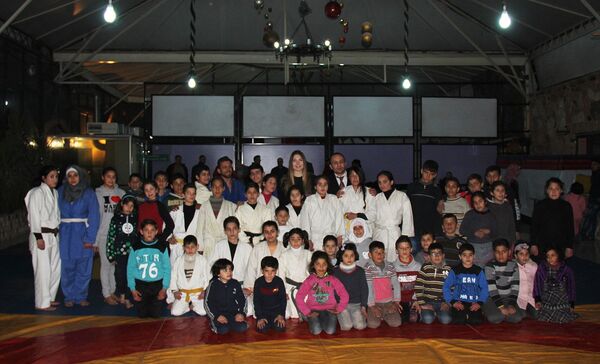 Mariana Naúmova asiste a las competiciones de judo en Alepo, Siria, febrero de 2017. - Sputnik Mundo