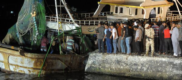 El barco que naufragó - Sputnik Mundo