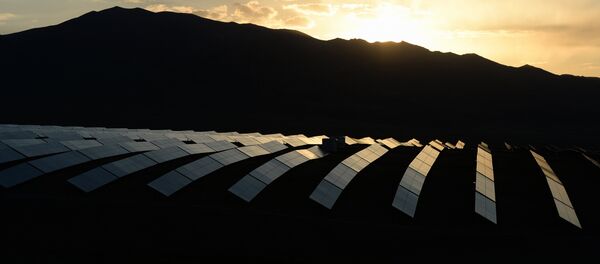 Un central solar ruso - Sputnik Mundo