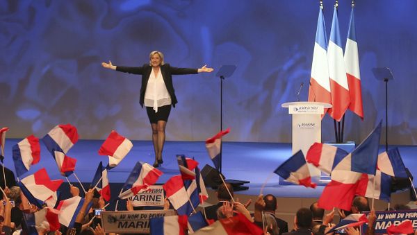 French Far-right leader presidential candidate Marine Le Pen French Far-right leader presidential candidate Marine Le Pen - Sputnik Mundo