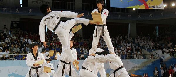Demostración de Taekwondo en Corea - Sputnik Mundo