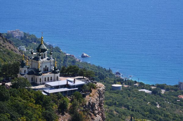 Un paseo por los lugares sagrados de Crimea - Sputnik Mundo