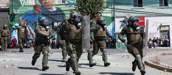 Policías chilenos (archivo) - Sputnik Mundo