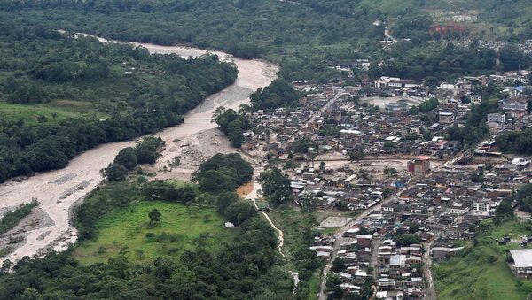 Avalancha de lodo en la ciudad colombiana de Mocoa - Sputnik Mundo