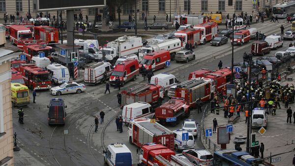 Servicios de emergencia en Sennaya Ploshchad, San Petersburgo (archivo) - Sputnik Mundo