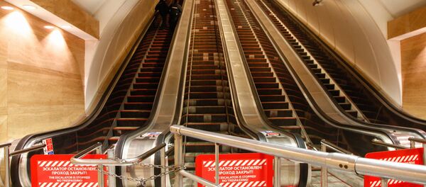 La estación Sennaya Ploschad en el metro de San Petersburgo donde se produjo la explosión - Sputnik Mundo