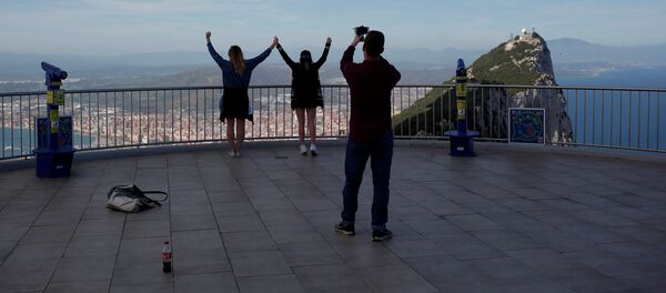 Gibraltar, la manzana de la discordia entre España y el Reino Unido Gibraltar, la manzana de la discordia entre España y el Reino Unido - Sputnik Mundo