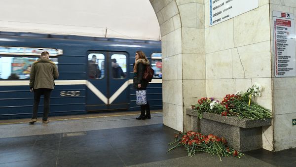 Estación del metro Tejnologuícheski Institut en San Petersburgo al día siguiente de la explosión Estación del metro Tejnologuícheski Institut en San Petersburgo al día siguiente de la explosión - Sputnik Mundo