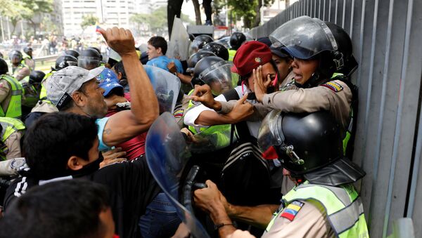 Choques en Caracas - Sputnik Mundo