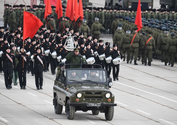 Una mirada furtiva al desfile del Día de la Victoria 2017 - Sputnik Mundo